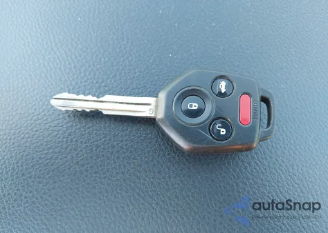 2014 Subaru Xv Crosstrek 2.0I Premium z USA, uszkodzony, nr VIN JF2GPAVC8E8309986